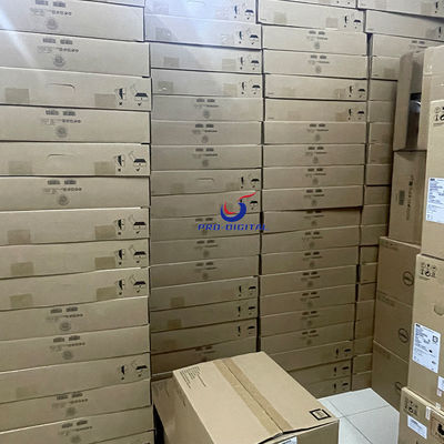 Sistema de servidor Le novo SR630 com 32 GB de memória Intel Xeon-Gold 6240 1U Rack